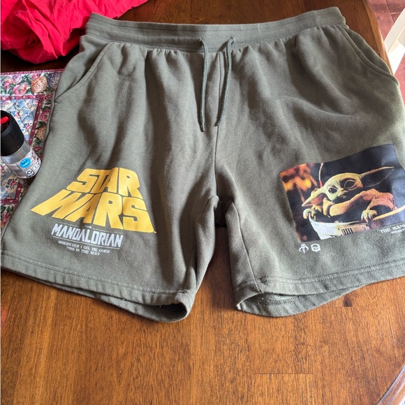 Mandalorian Star Wars Baby Yoda shorts waist size large with 7 inch inseam. - Picture 1 of 7